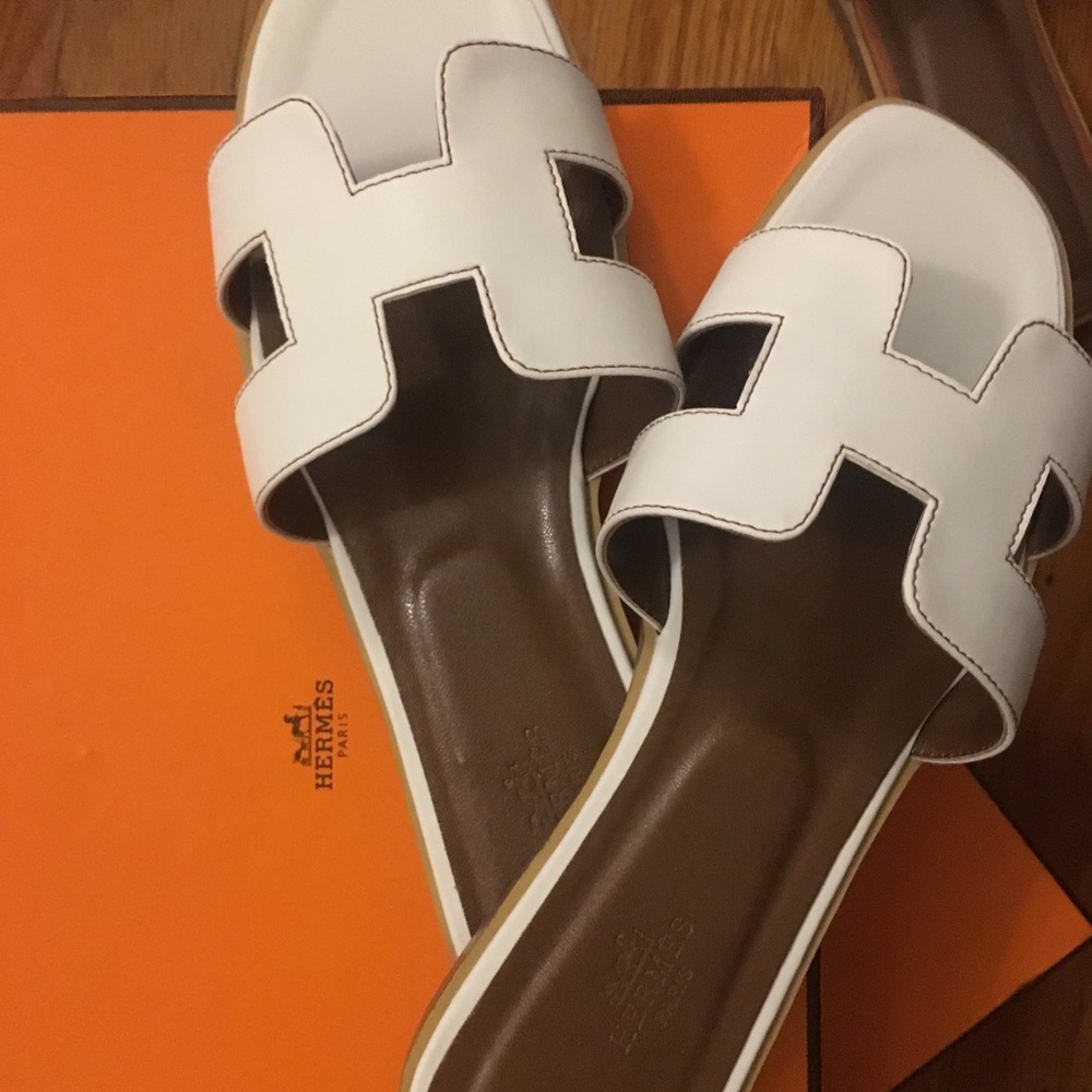 Brand New Hermès Oran Sandals